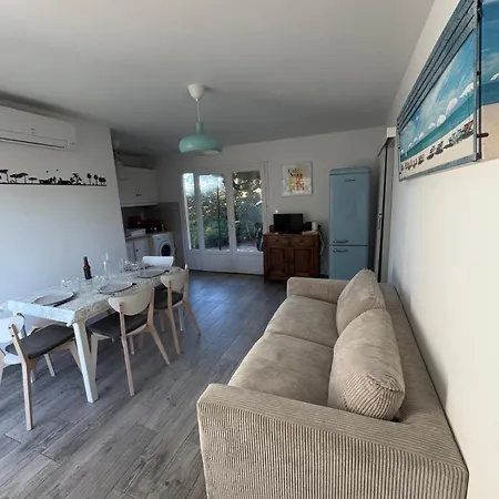 Le Club Des Cigales Apartment Hyeres