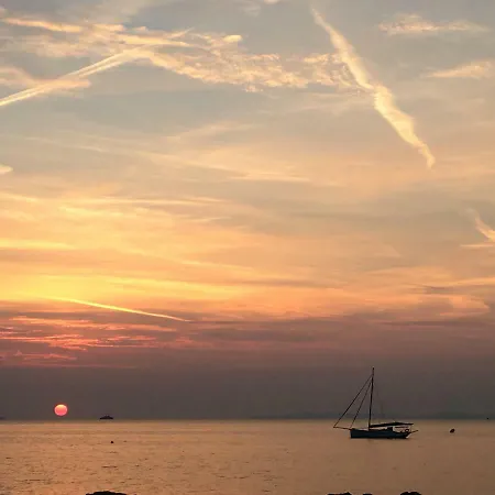 Le Club Des Cigales דירה *