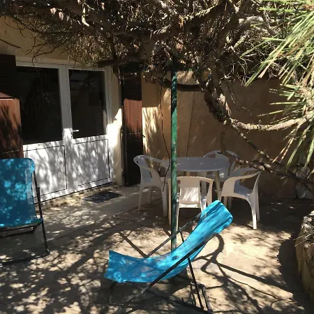 Le Club Des Cigales * Ιέρ